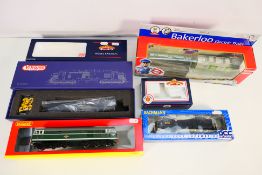Bachmann - Hornby - Vi Trains - 3 x boxed incomplete / damaged models and 3 x empty boxes.
