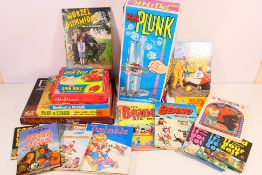 Ideal - Merit - Waddingtons - Philmar - A group of vintage board games and children's books