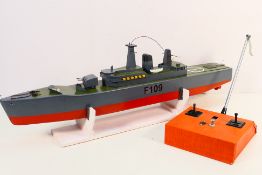 Model World - Vic Smeed - A radio controlled Leander Class frigate 'Sea Rider' This was made in