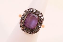 A rose metal (stamped 9ct) stone set hal