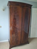 A good quality bow front, mahogany,