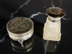 A silver and tortoiseshell ring box (hinge a/f), and similar crystal dressing table jar, height 7cm.