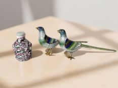 A Chinese famille rose porcelain scent bottle, height 6.