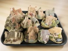 A group of Lilliput Lane Cottage ornaments including 'Oakwood Smithy', 'Cotman Cottage',