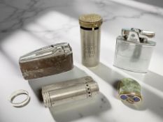 A Sterling silver band ring together with a jade claw pendant,