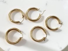 Five 9ct yellow gold hoop earrings. CONDITION REPORT: 5.2g.