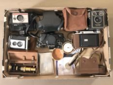 Vintage cameras including a Brownie Reflex, Praktika DC1,