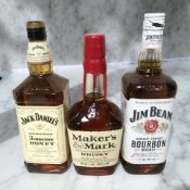 A 1 litre of Jim Beam Kentucky Straight Bourbon Whiskey,