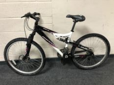 An Apollo Firecracker bike, frame 17