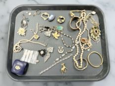 A group of costume jewellery, necklaces,