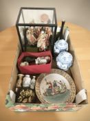 Oriental wares including a 20th century Japanese mixed metals vase,