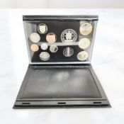 A boxed Royal Mint 2009 United Kingdom proof coin collection set,