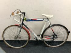A Townsend Triathlon road bike, frame 23