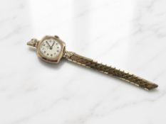 A lady's vintage Record wristwatch, in 9ct yellow gold case,