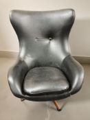 A 20th century black vinyl egg chair, width 82 cm.