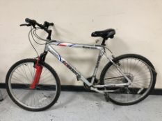 A Free Spirit Everest bike, frame 20