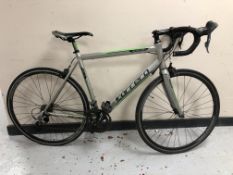 A Carrera Vanquish road bike, frame 21
