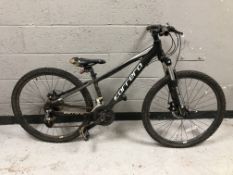 A Carrera Vengeance bike, frame 13