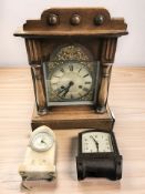 A late Victorian oak eight day mantel clock, height 37 cm,