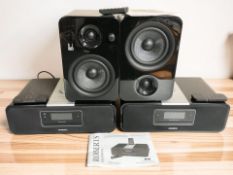 A Roberts Sound 200 digital docking system for iPod and iPhone, further Roberts Bluetune 200,