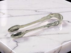 A pair of William IV silver sugar tongs, John Walton, Newcastle 1835, length 15.5cm.