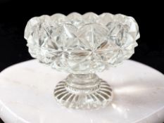 A 19th century cut crystal pedestal fruit bowl, diameter 23 cm.