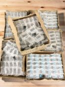 A very large quantity of Evo razors.