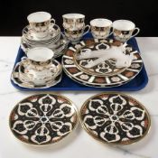A quantity of Salisbury Mona antique imari tea china, Royale Poltel imari cabinet plates, etc.