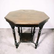 An Edwardian beech octagonal occasional table, diameter 71 cm.