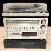 A Technics quartz automatic direct drive turntable SL-5200,