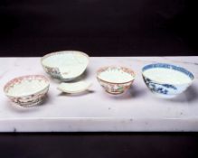 A Chinese famille rose porcelain bowl, Qianlong, 18th century, diameter 20 cm,