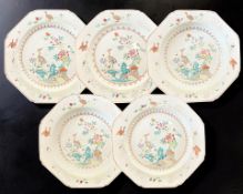 Five items of Chinese famille rose porcelain comprising a set of three octagonal shallow plates,