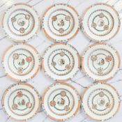 A set of nine Chinese Imari porcelain plates, Qianlong, 18th century, diameter 22.5 cm.