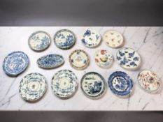 A group of Chinese blue and white, famille rose and Imari porcelain dishes, 18th / 19th century,