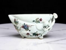 A Chinese porcelain wine cup, Qing Dynasty,