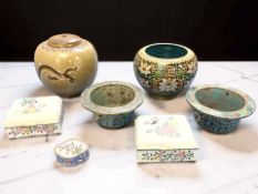 A 20th century Chinese cloisonne enamel bulbous planter, diameter 15 cm,