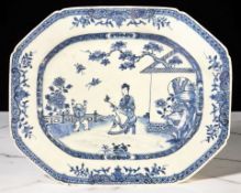 A Chinese blue and white porcelain octagonal meat plate, Qianlong, 18th century,