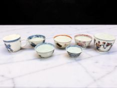 A Chinese Imari porcelain beaker, Qianlong, 18th century, height 7 cm,