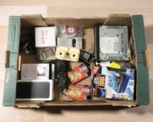 Assorted electricals including an Apple iPhone 7+ 32GB, other phones, a stereoscope viewer, etc.