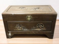 A 20th century Chinese camphor wood blanket box, 101 cm x 52 cm x 62 cm.