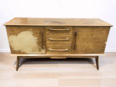 A 20th century Handcraft Quality Furniture teak sideboard, 153 cm x 49 cm x 80 cm.