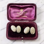 A pair of antique 9ct gold cuff links CONDITION REPORT: 3.