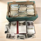 A large quantity of antiquarian / vintage monochrome and colour postcards of Whitley Bay, Cumbria,