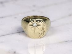 A gent's 9ct gold diamond set signet ring, size Q CONDITION REPORT: 5.