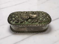 An Edward VII silver and enamel oval trinket box, Chester 1903, width 10cm.