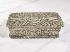 A silver trinket box, Chester 1895, width 8cm CONDITION REPORT: 54.