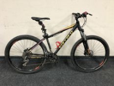 A Carrera Vulcan bike, frame 16