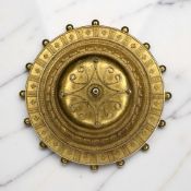 A 15ct gold Victorian Etruscan Revival brooch, diameter 3.5cm CONDITION REPORT: 6.