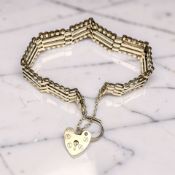 A 9ct yellow gold gate bracelet CONDITION REPORT: 9g