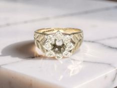 A 9ct yellow gold cluster ring with vacant mount, size O CONDITION REPORT: 3.